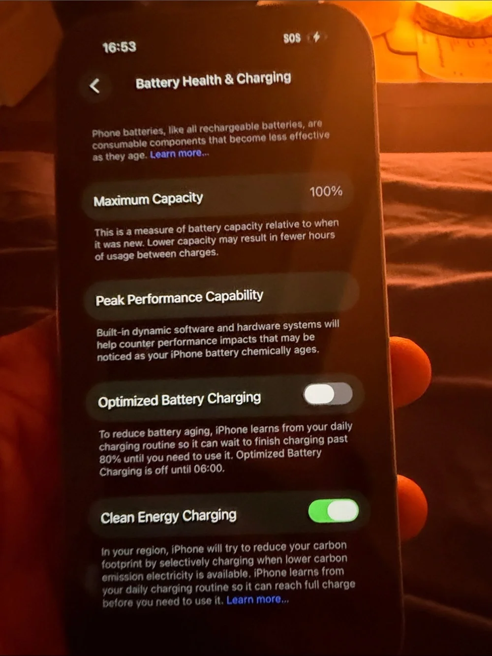 Apple iPhone 14 Pro in Black w/ Screen protector, OtterBox, Charger